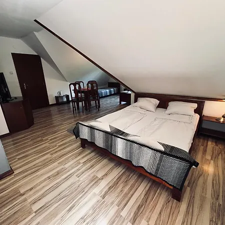 Gosciniec Pod Smrekami Bed and breakfast *