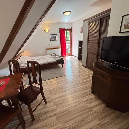 Gosciniec Pod Smrekami Bed and breakfast Czorsztyn