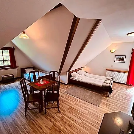 Bed and breakfast Gosciniec Pod Smrekami